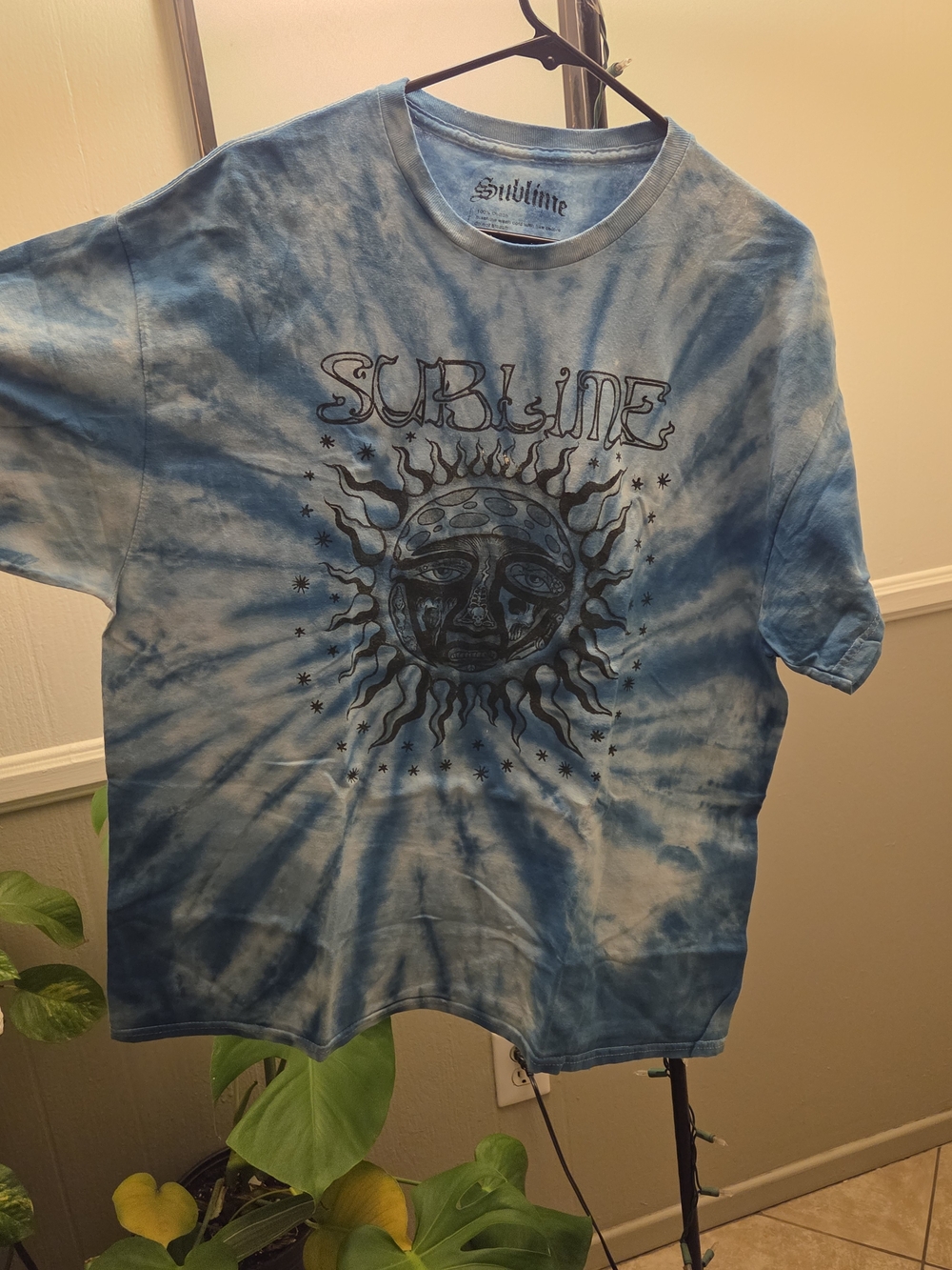 Sublime Men's Blue Tie-Dye Sun Graphic Tee